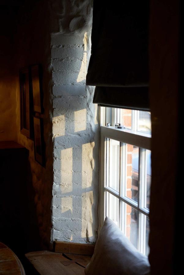 The Dog & Gun Inn Netheravon Exterior photo