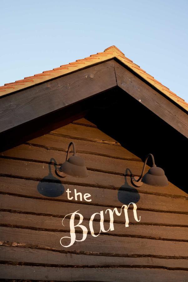 The Dog & Gun Inn Netheravon Exterior photo